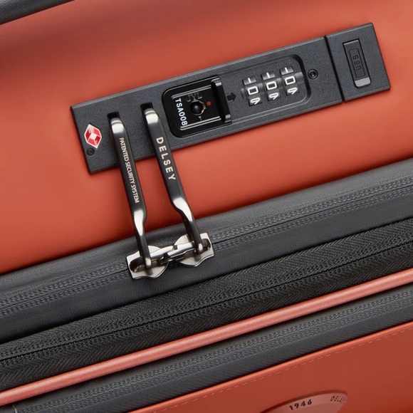 Delsey Paris Turenne SOFT
EXPANDABLE CARRY-ON SPINNER 14.25 x 10.5 x 21.75 IN - Picture 6 of 16